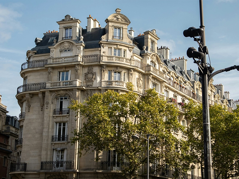 DPE G à Paris : location interdite, dérogations et nouvelles règles